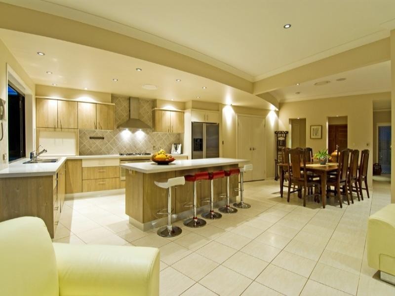 7 Allan Day Drive, Wellington Point QLD 4160