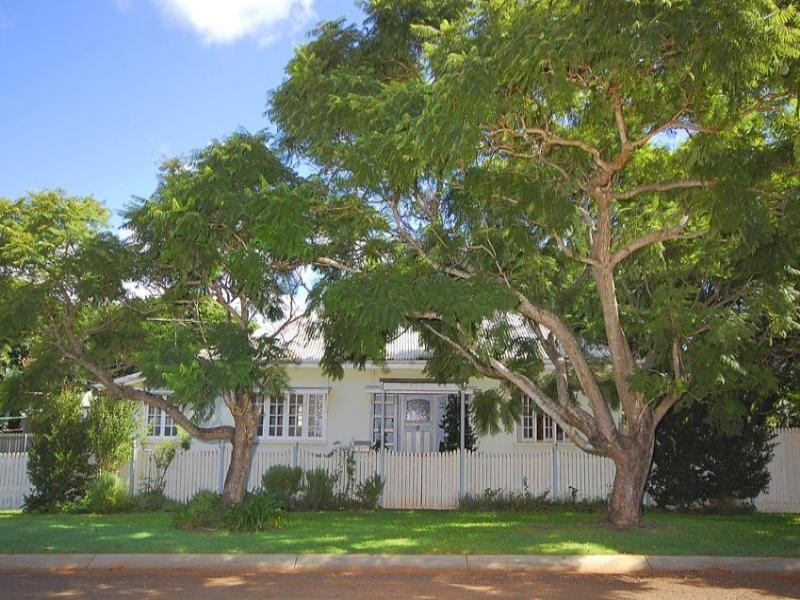 31 Longland Street, Cleveland QLD 4163