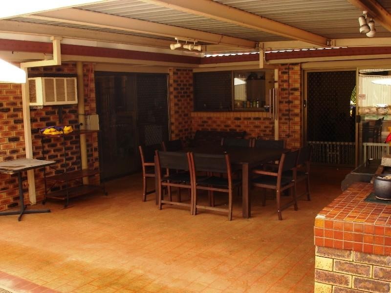671 Old Cleveland Road East, Wellington Point QLD 4160