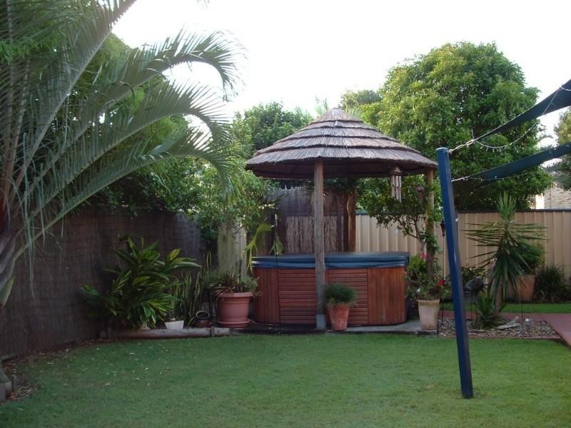 62 Cavell Street, Birkdale QLD 4159