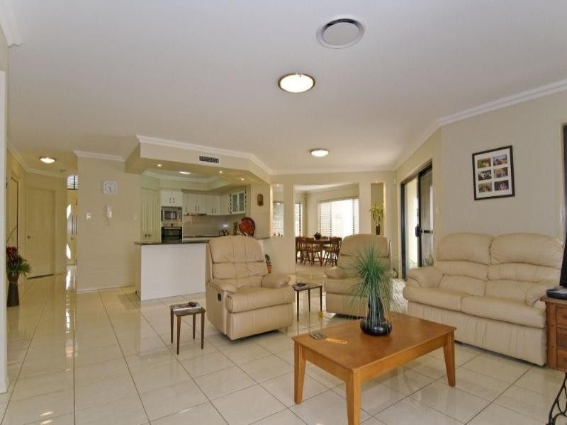 11 North Haven Place, Wellington Point QLD 4160