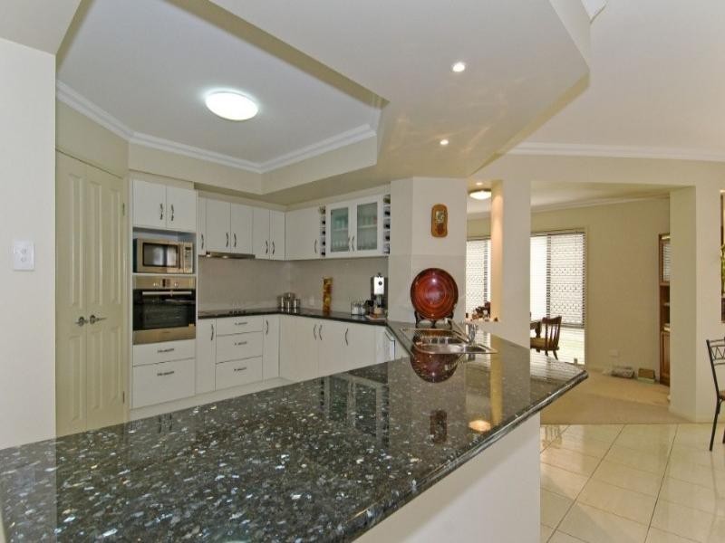 11 North Haven Place, Wellington Point QLD 4160