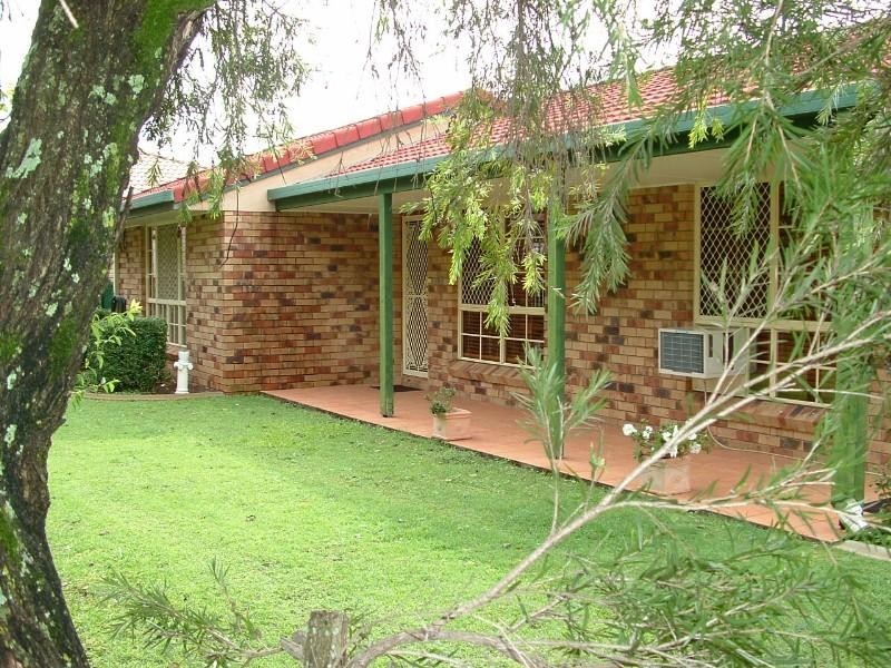 2 Roberts Street, Wellington Point QLD 4160