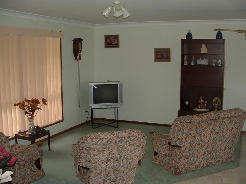 2 Roberts Street, Wellington Point QLD 4160