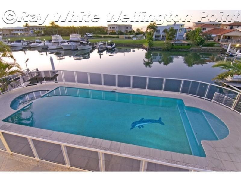 25 Downwind Court, Birkdale QLD 4159