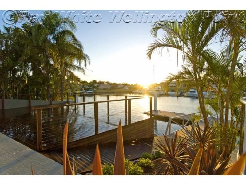 25 Downwind Court, Birkdale QLD 4159