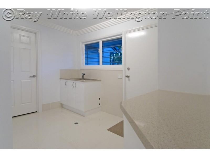 25 Downwind Court, Birkdale QLD 4159