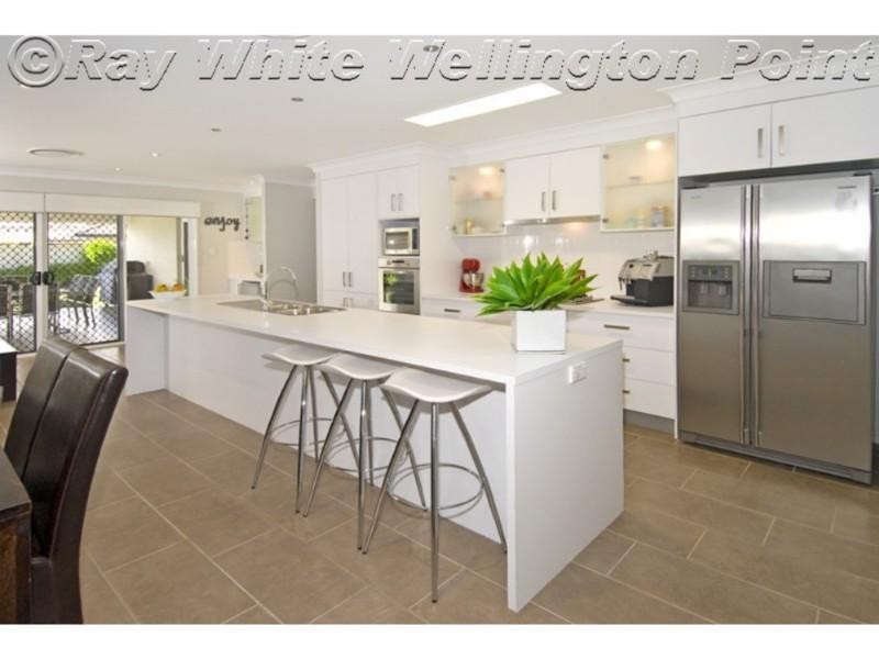 11 Alford Place, Wellington Point QLD 4160