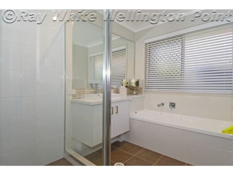 11 Alford Place, Wellington Point QLD 4160