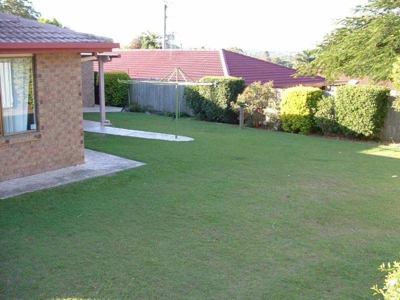 24 Pinewood Street, Capalaba QLD 4157