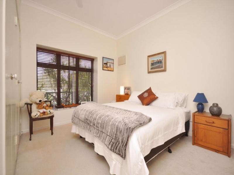 7 Apsley Street, Wellington Point QLD 4160