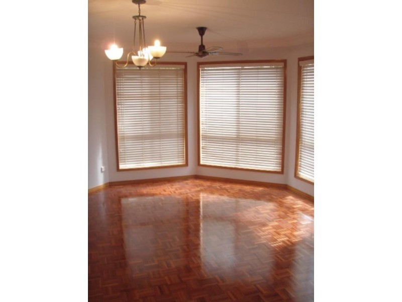 37 Chesterfield Crescent, Wellington Point QLD 4160