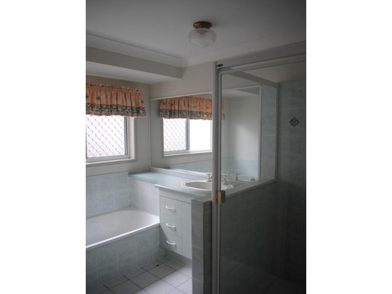 9 Gemma Court, Capalaba QLD 4157