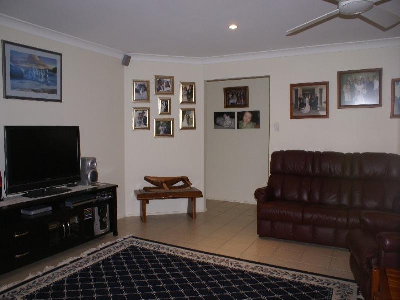 19 Orangegrove Court, Birkdale QLD 4159