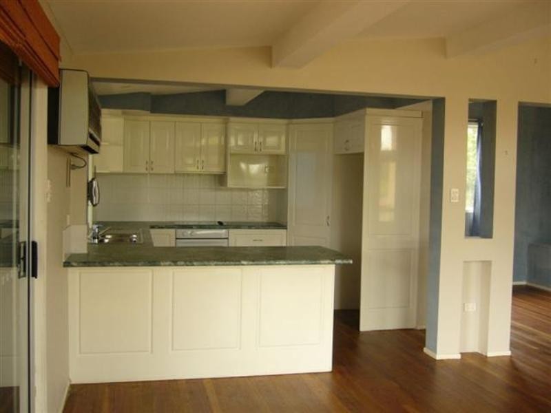11 Bayview Street, Wellington Point QLD 4160