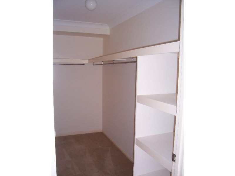 3 Kerry Close, Wellington Point QLD 4160