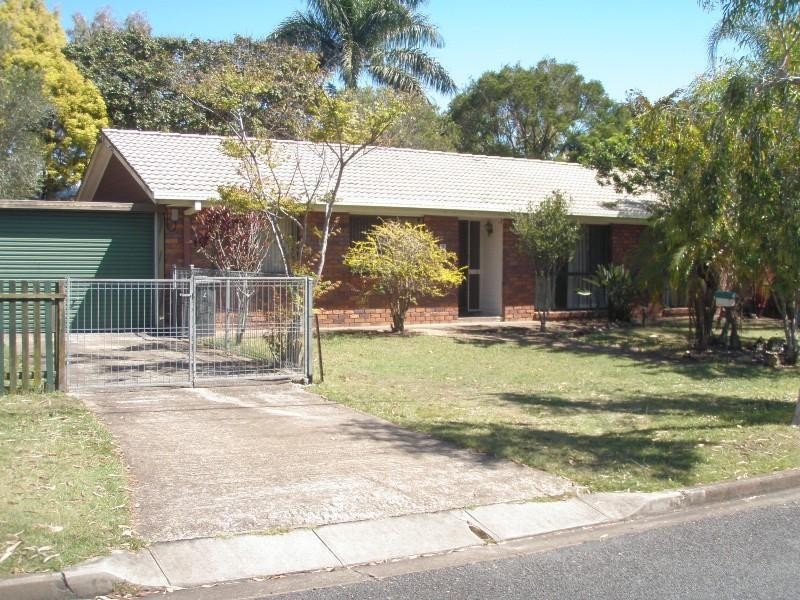 2 Makaha Drive, Birkdale QLD 4159