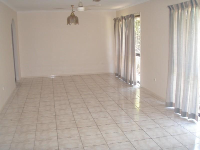 2 Makaha Drive, Birkdale QLD 4159