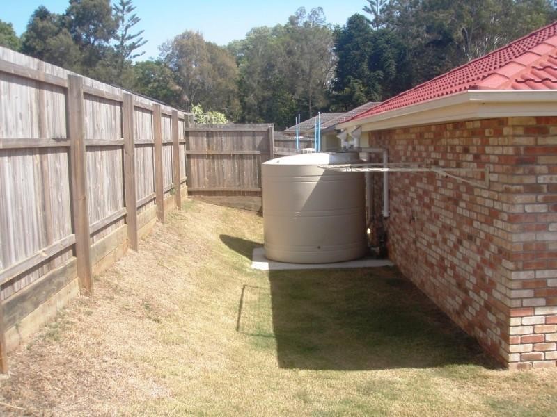 4 Shearwater Street, Cleveland QLD 4163