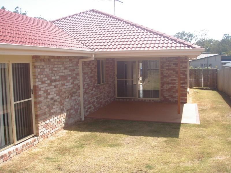 4 Shearwater Street, Cleveland QLD 4163