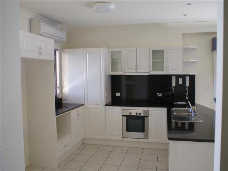 4/123 Shore Street North, Cleveland QLD 4163