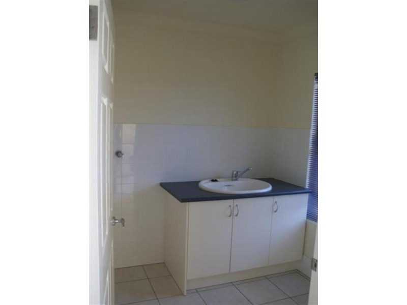 4/123 Shore Street North, Cleveland QLD 4163