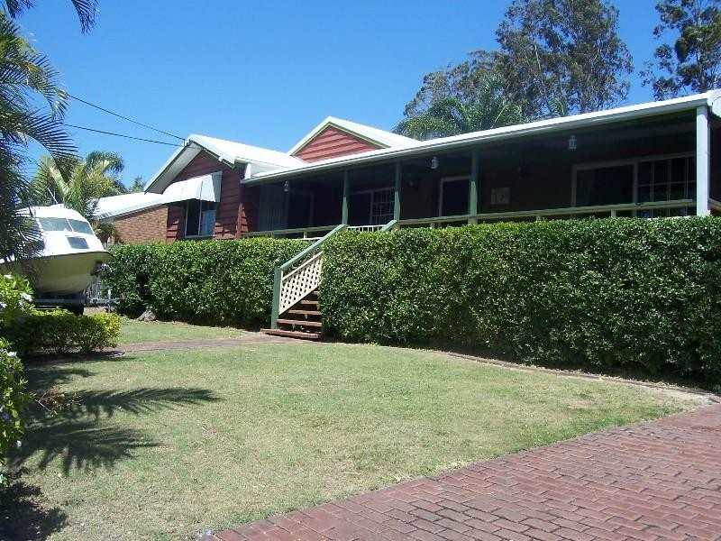 54 Spoonbill Street, Birkdale QLD 4159