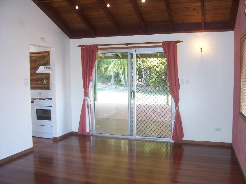 54 Spoonbill Street, Birkdale QLD 4159