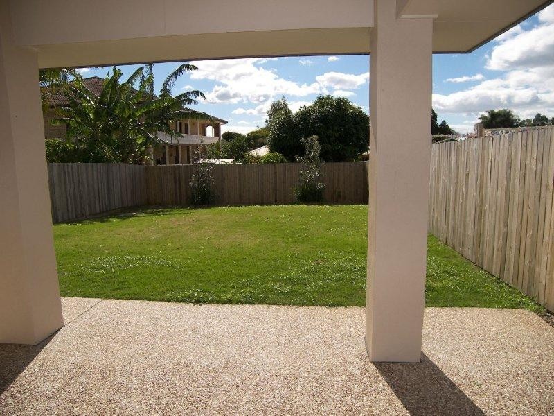 2/34 Birdwood Road, Birkdale QLD 4159