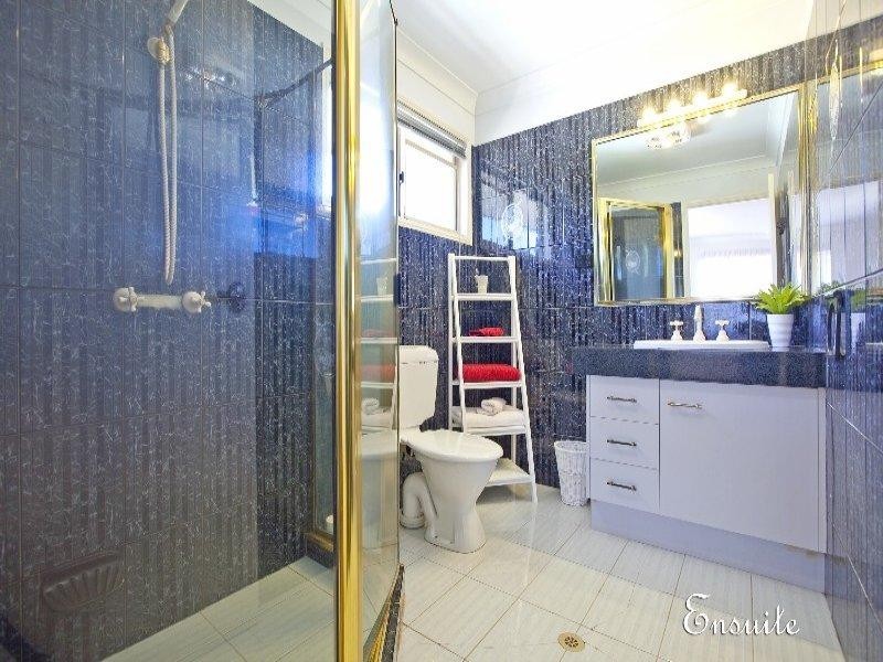 1 Clearwater Street, Ormiston QLD 4160
