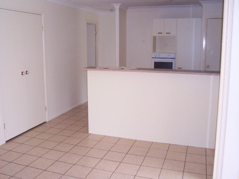 8 Walnut Court, Birkdale QLD 4159