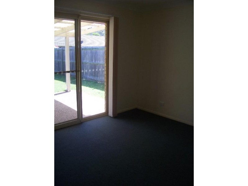 8 Walnut Court, Birkdale QLD 4159