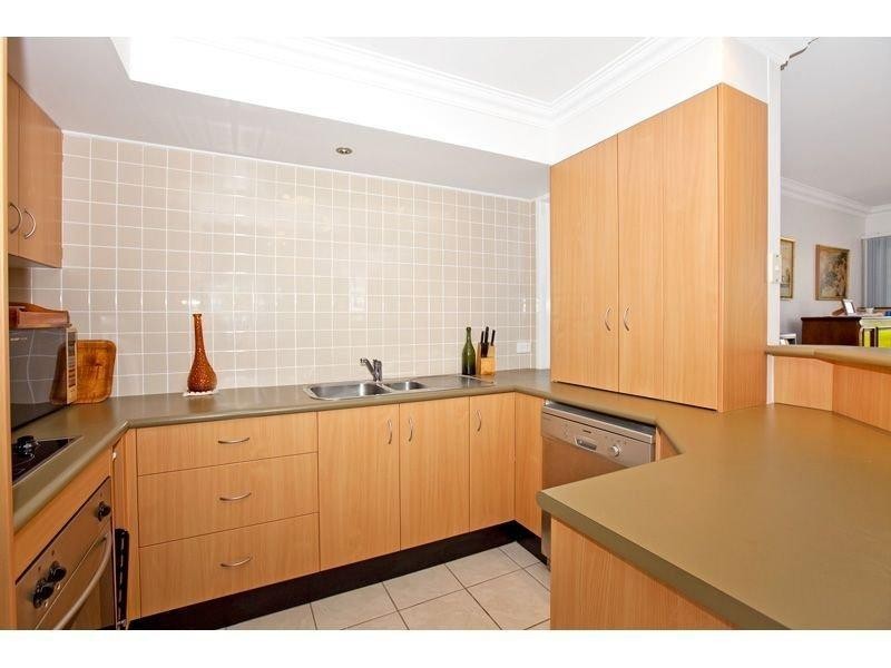 4 Station Street, Wellington Point QLD 4160