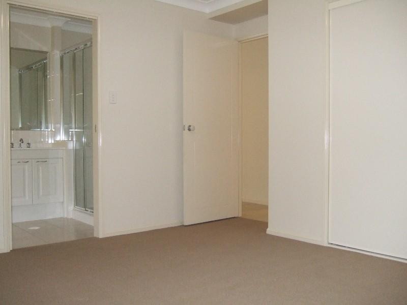33 Elysian Street, Victoria Point QLD 4165