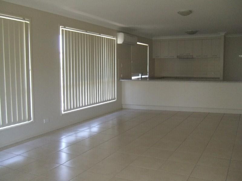 33 Elysian Street, Victoria Point QLD 4165