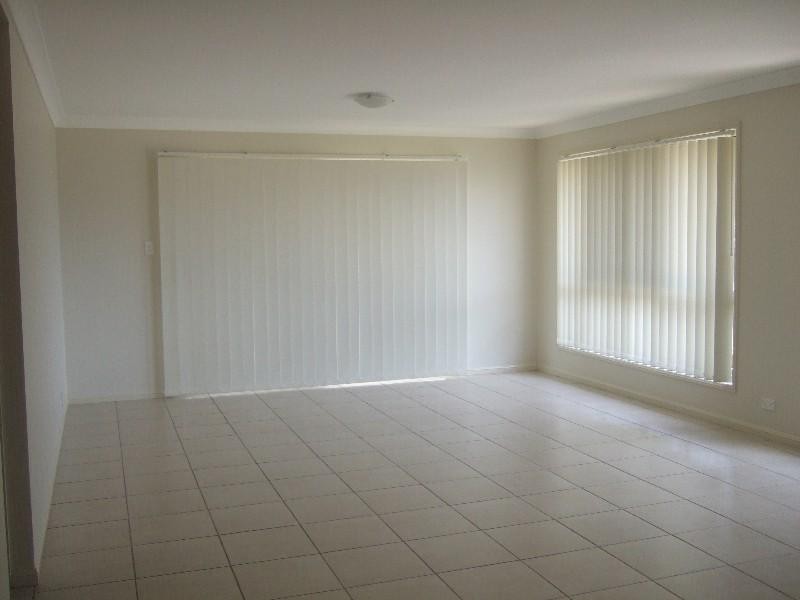 33 Elysian Street, Victoria Point QLD 4165