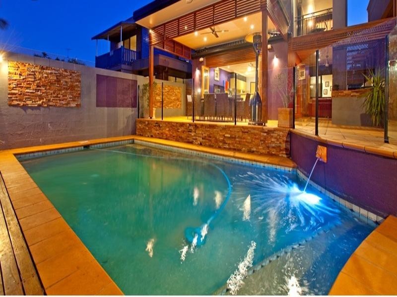 25 Mooroondu Road, Thorneside QLD 4158