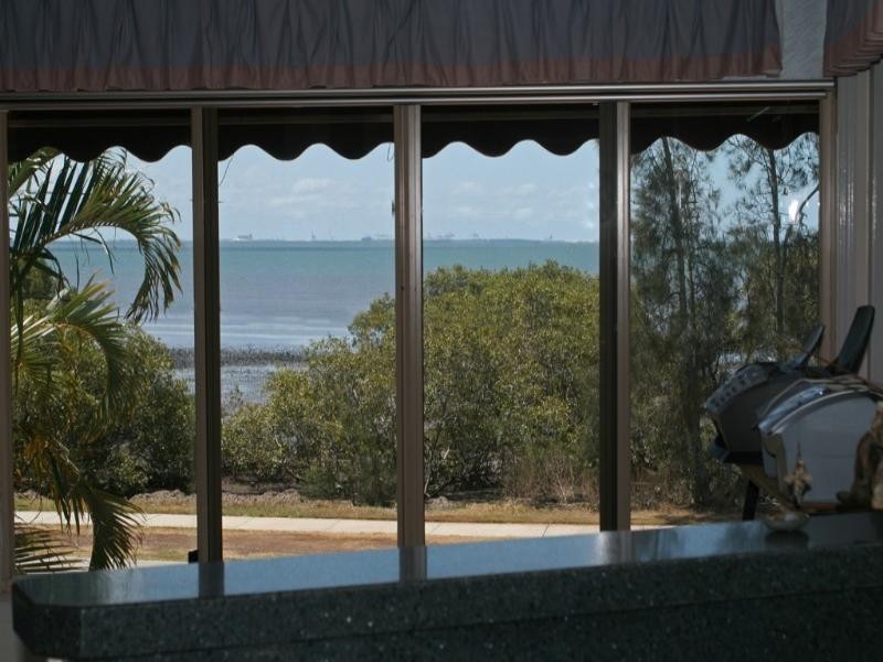 17 Bath Street, Birkdale QLD 4159