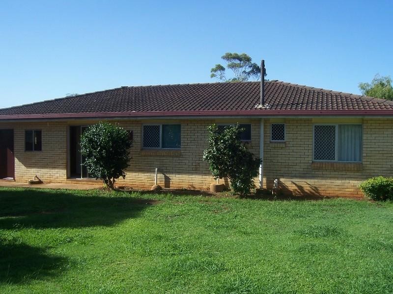 15 Holloway Street, Birkdale QLD 4159