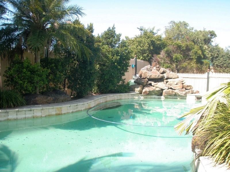 90 Jutland Street, Oxley QLD 4075