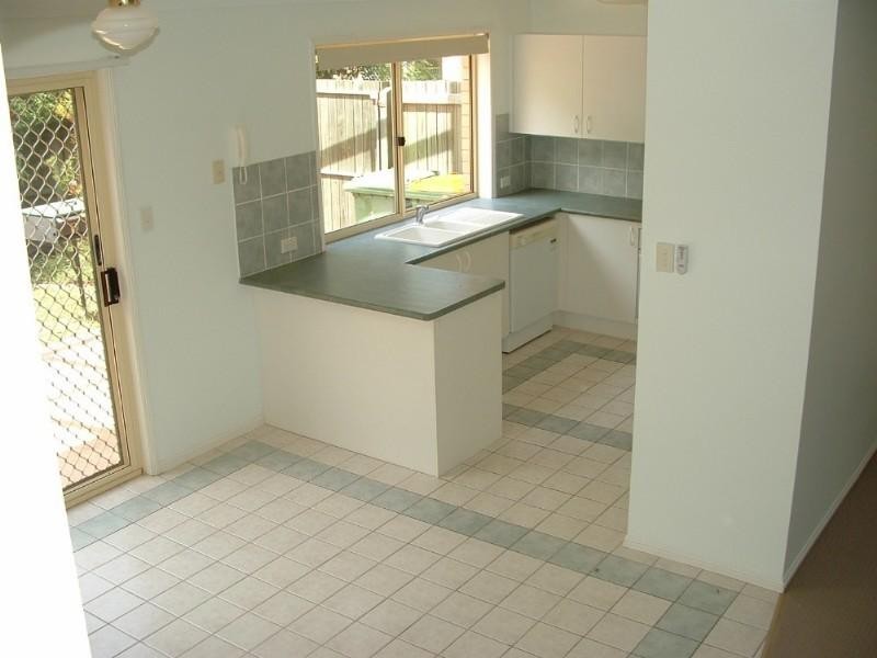 4/299 Main Road, Wellington Point QLD 4160