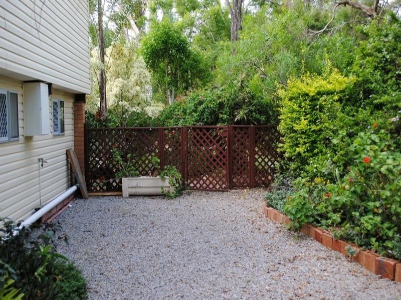 2 Boambille Street, Thorneside QLD 4158