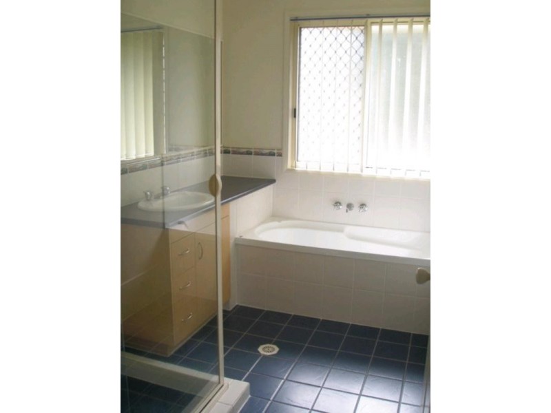 44 Barron Road, Birkdale QLD 4159