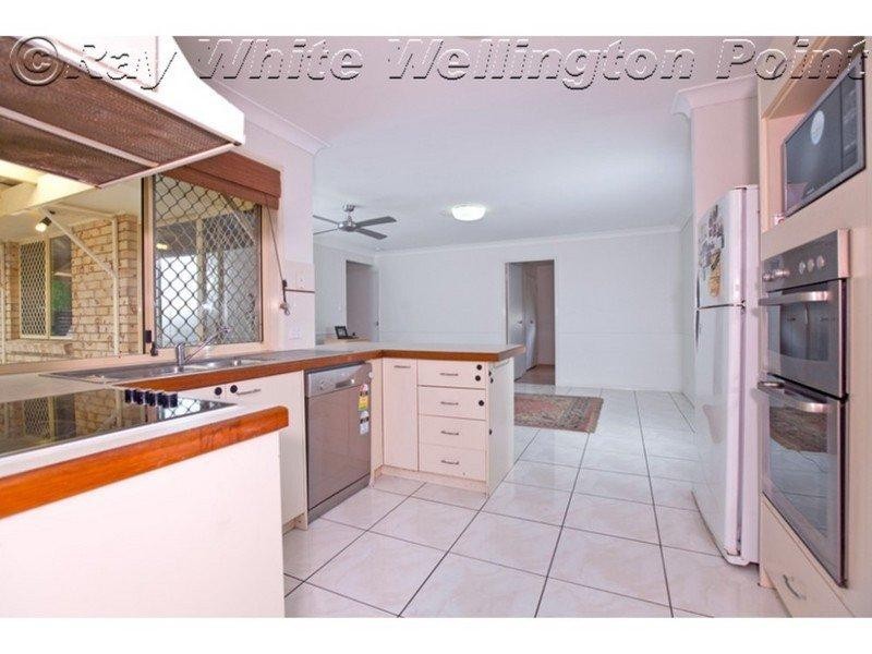 21 Redgrove Avenue, Wellington Point QLD 4160