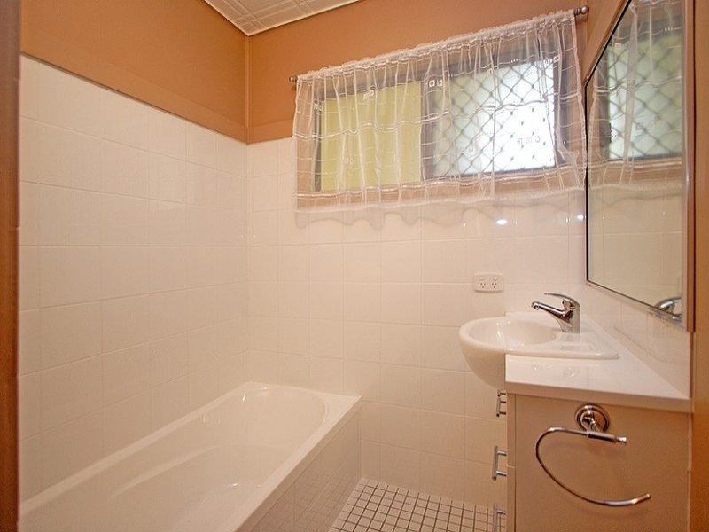 18 Willard Road, Capalaba QLD 4157