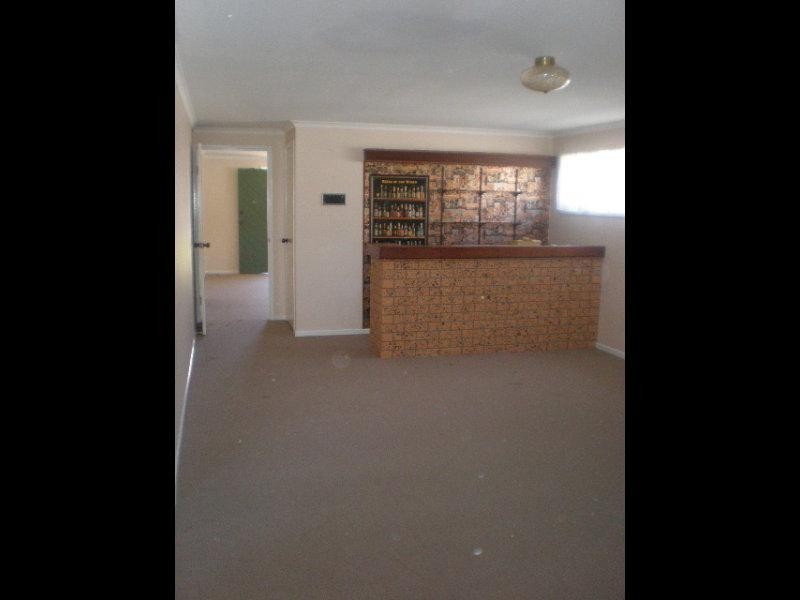 62 Mooroondu Road, Thorneside QLD 4158