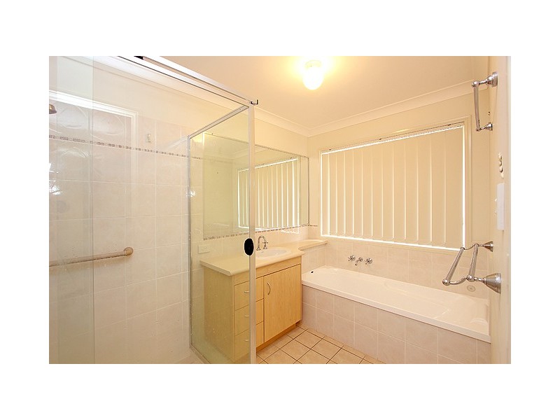 24 Bryce Place, Birkdale QLD 4159