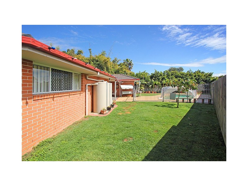 24 Bryce Place, Birkdale QLD 4159