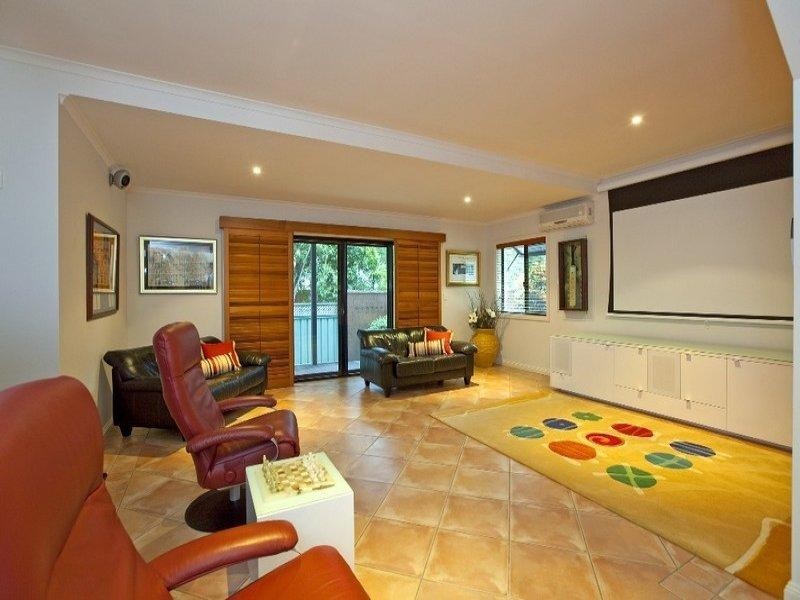 60 Beachcrest Road, Wellington Point QLD 4160