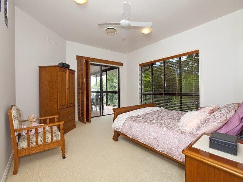 60 Beachcrest Road, Wellington Point QLD 4160